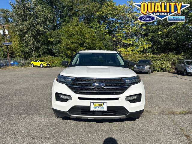 2023 Ford Explorer XLT 4WD photo