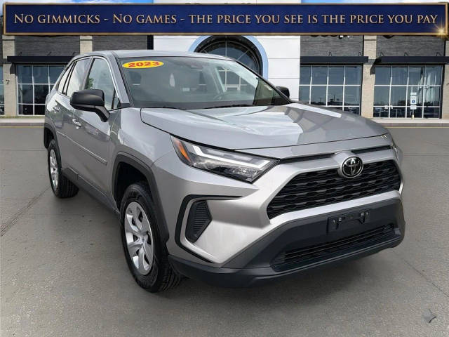 2023 Toyota RAV4 LE AWD photo
