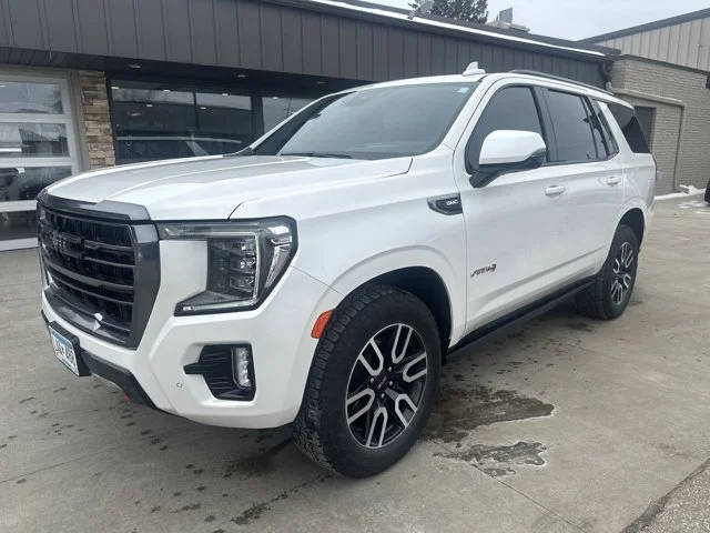 2023 GMC Yukon AT4 4WD photo