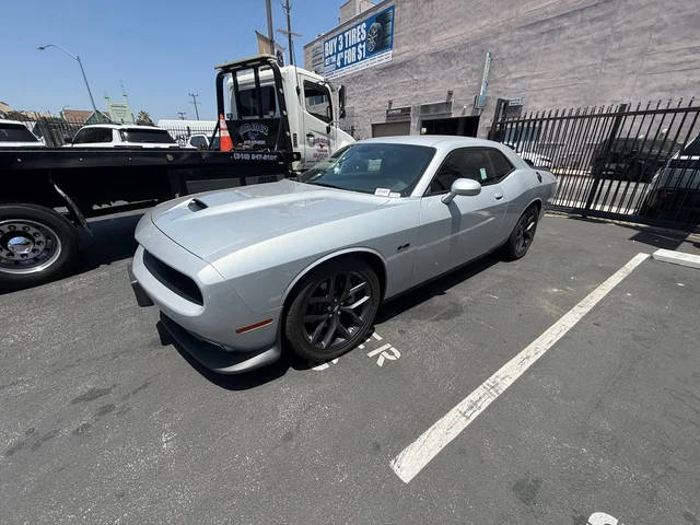 2023 Dodge Challenger R/T RWD photo