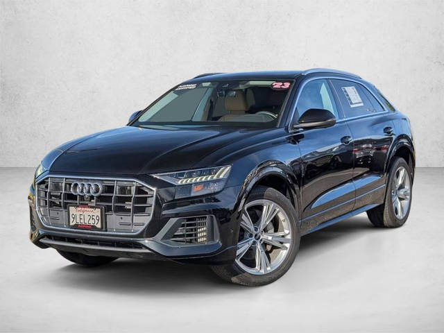 2023 Audi Q8 Premium AWD photo