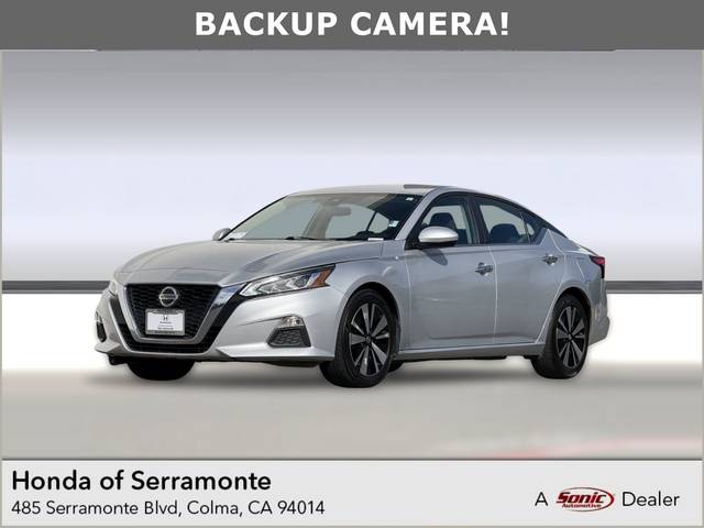 2022 Nissan Altima 2.5 SV FWD photo