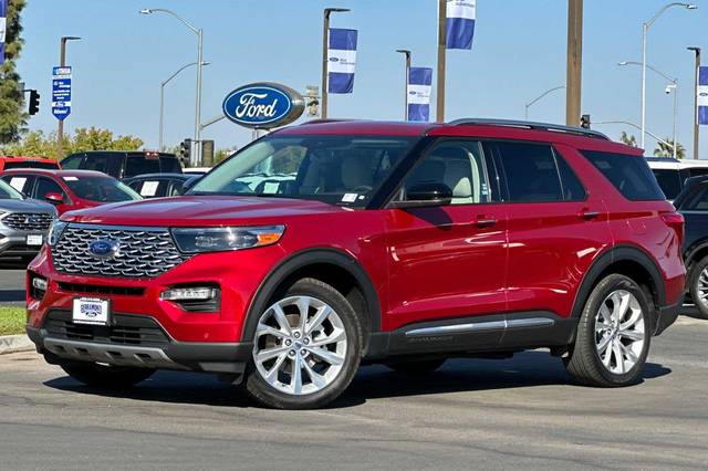 2023 Ford Explorer Platinum 4WD photo