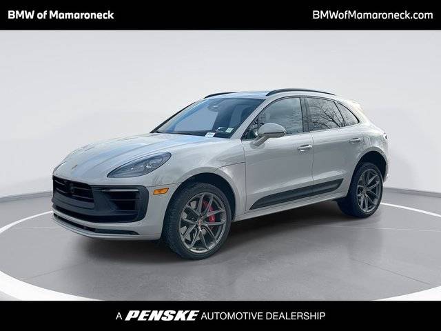 2023 Porsche Macan GTS AWD photo