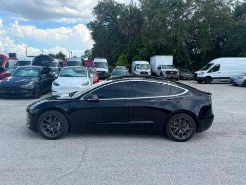 2019 Tesla Model 3 Standard Range Plus RWD photo