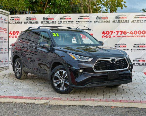 2021 Toyota Highlander XLE FWD photo