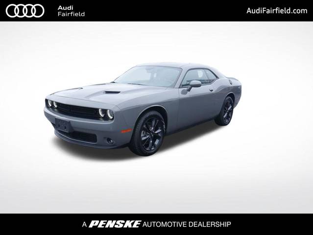 2023 Dodge Challenger SXT AWD photo