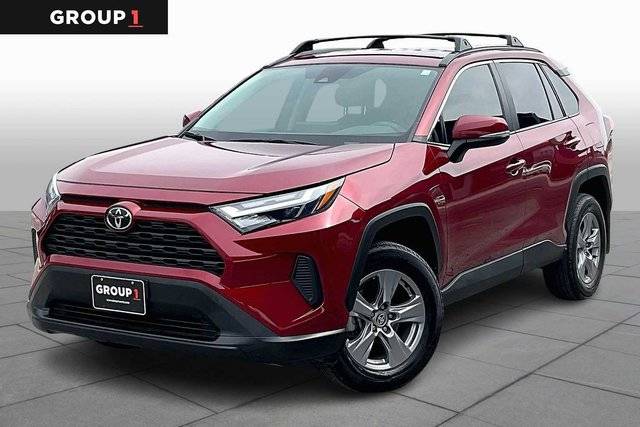 2023 Toyota RAV4 XLE FWD photo