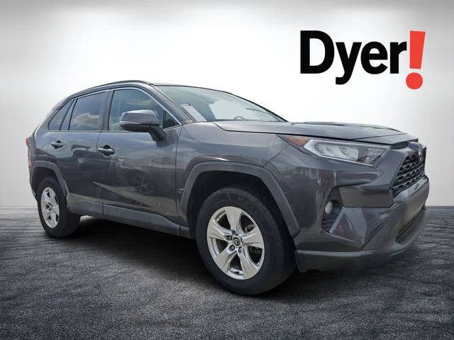 2021 Toyota RAV4 XLE FWD photo