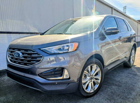 2022 Ford Edge Titanium AWD photo