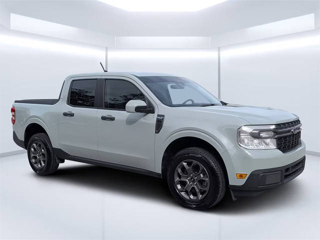 2023 Ford Maverick XLT FWD photo