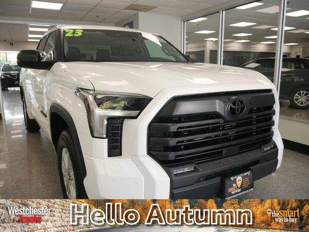 2023 Toyota Tundra SR5 4WD photo