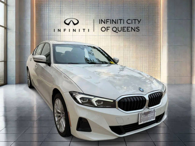 2023 BMW 3 Series 330i xDrive AWD photo