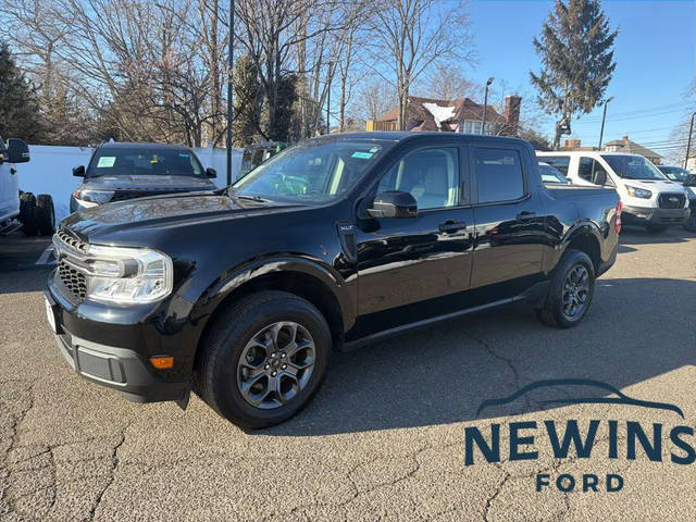 2023 Ford Maverick XLT FWD photo