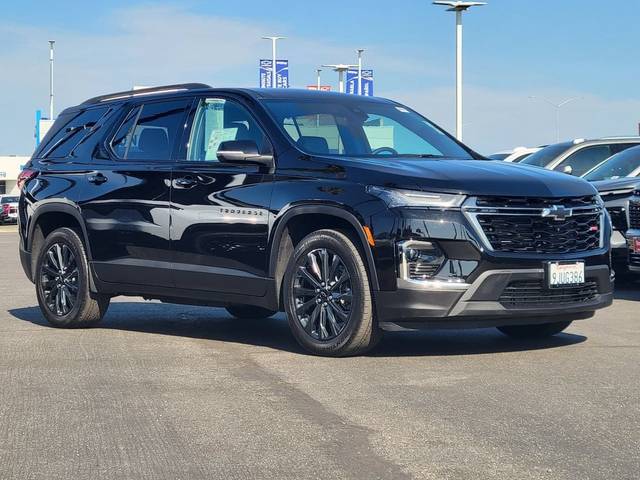 2023 Chevrolet Traverse RS AWD photo