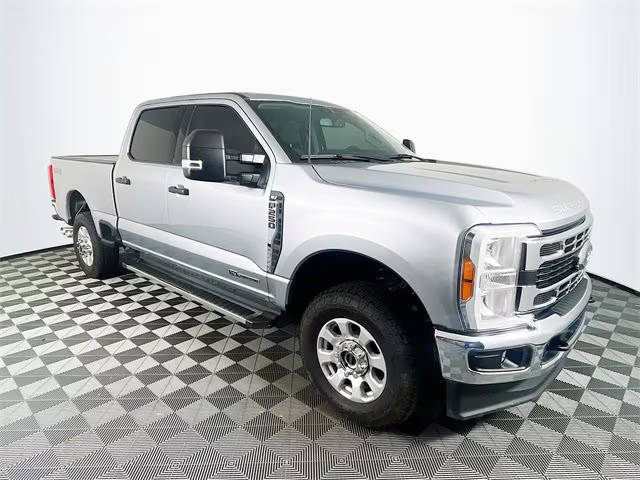 2023 Ford F-250 Super Duty XLT 4WD photo