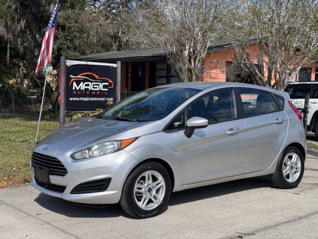2017 Ford Fiesta SE FWD photo