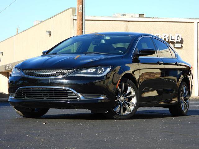 2015 Chrysler 200 Limited FWD photo