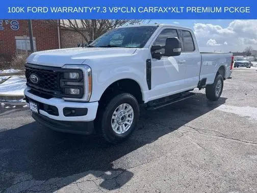 2023 Ford F-350 Super Duty XLT 4WD photo