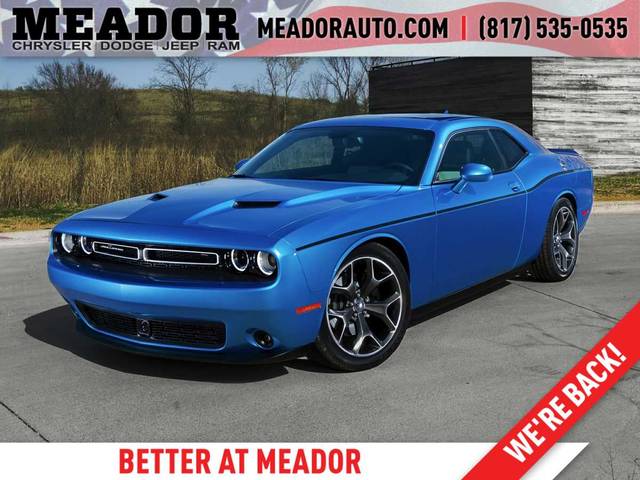 2015 Dodge Challenger R/T Plus RWD photo
