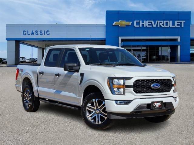 2023 Ford F-150 XL 4WD photo