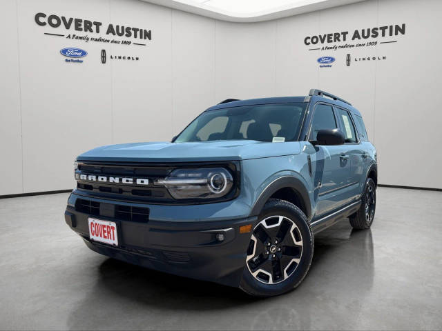 2023 Ford Bronco Sport Outer Banks 4WD photo