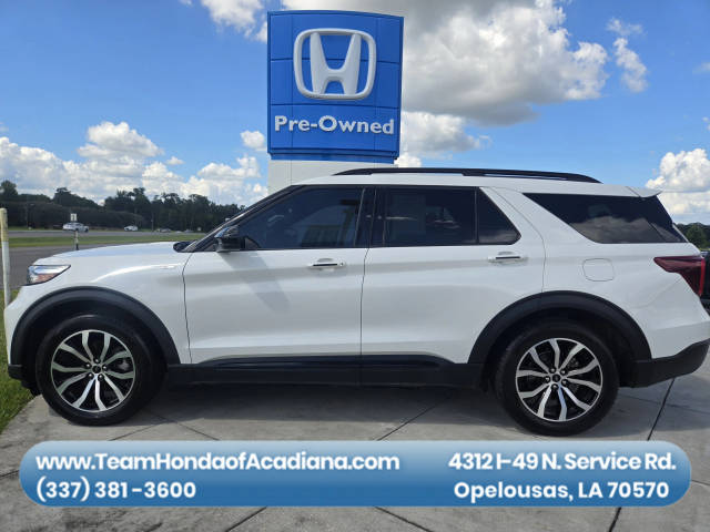 2023 Ford Explorer ST-Line RWD photo