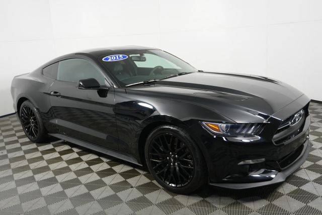 2015 Ford Mustang GT Premium RWD photo