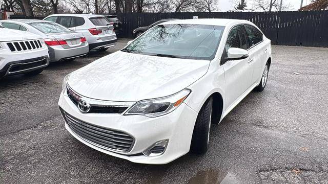 2015 Toyota Avalon XLE FWD photo