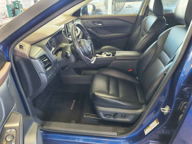 2023 Nissan Rogue SV AWD photo