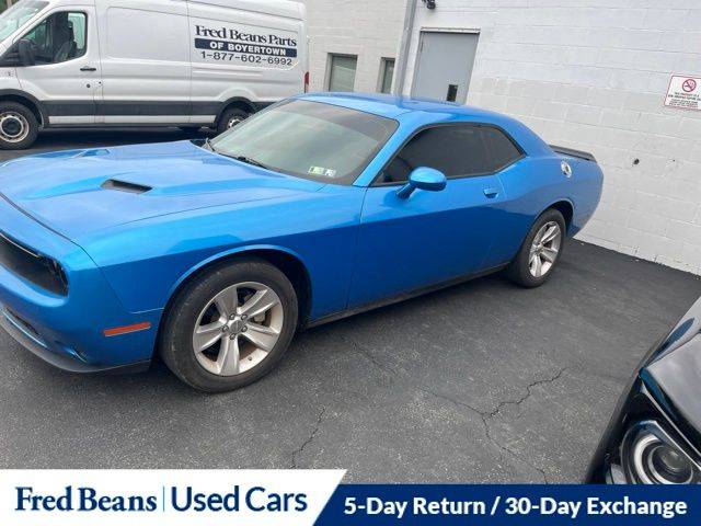 2023 Dodge Challenger SXT RWD photo