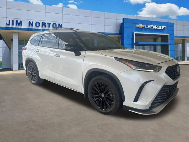 2023 Toyota Highlander XSE FWD photo