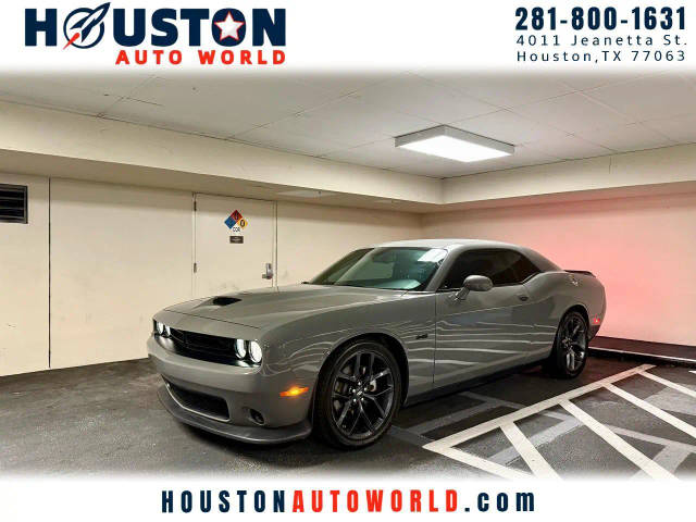 2023 Dodge Challenger R/T RWD photo