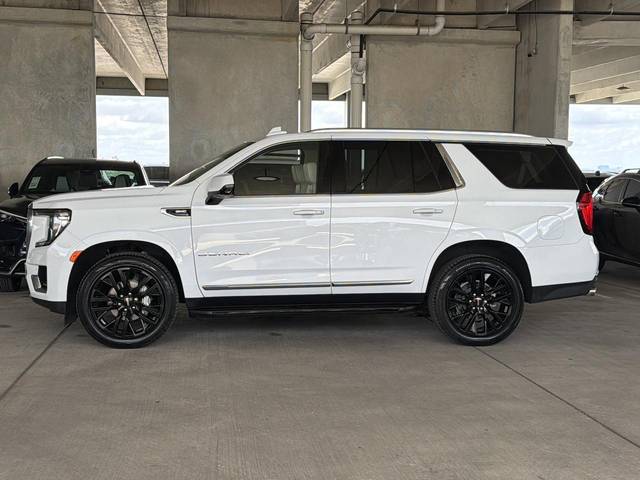 2023 GMC Yukon Denali 4WD photo