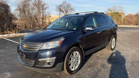 2015 Chevrolet Traverse LT FWD photo