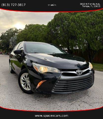 2015 Toyota Camry LE FWD photo