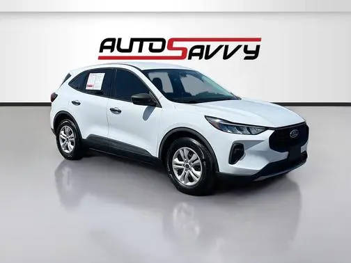 2023 Ford Escape Base FWD photo