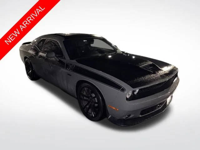 2023 Dodge Challenger R/T Scat Pack RWD photo