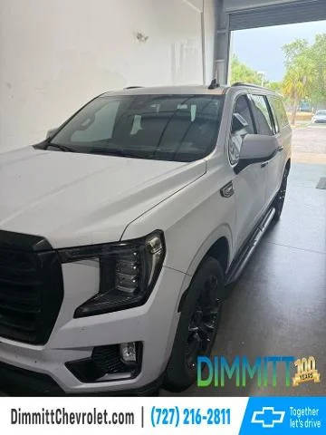 2023 GMC Yukon XL SLT RWD photo