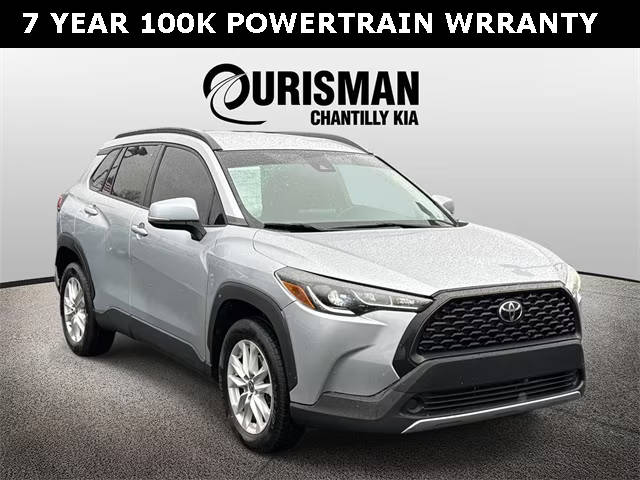 2022 Toyota Corolla Cross LE FWD photo