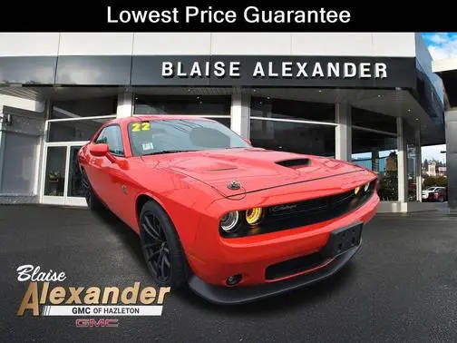 2022 Dodge Challenger R/T Scat Pack RWD photo