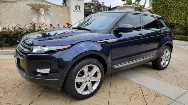 2015 Land Rover Range Rover Evoque Pure Plus 4WD photo
