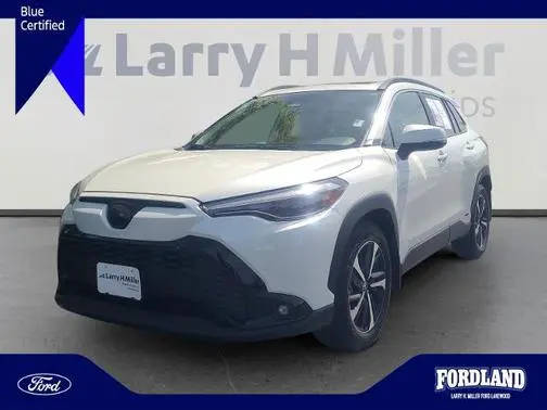 2023 Toyota Corolla Cross Hybrid XSE AWD photo