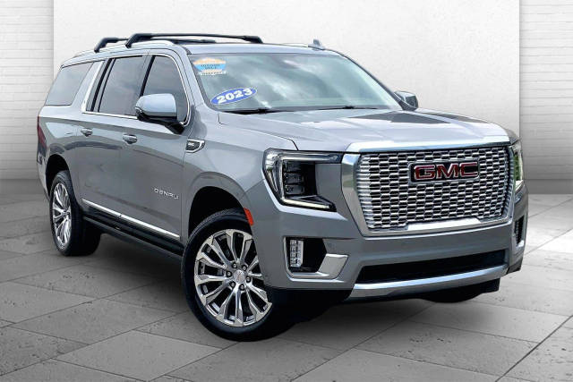 2023 GMC Yukon XL Denali 4WD photo