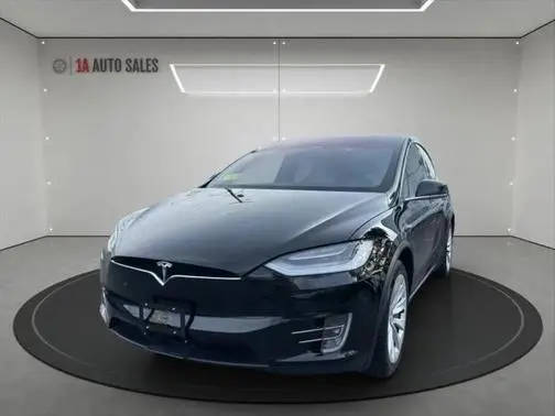 2020 Tesla Model X Long Range Plus AWD photo
