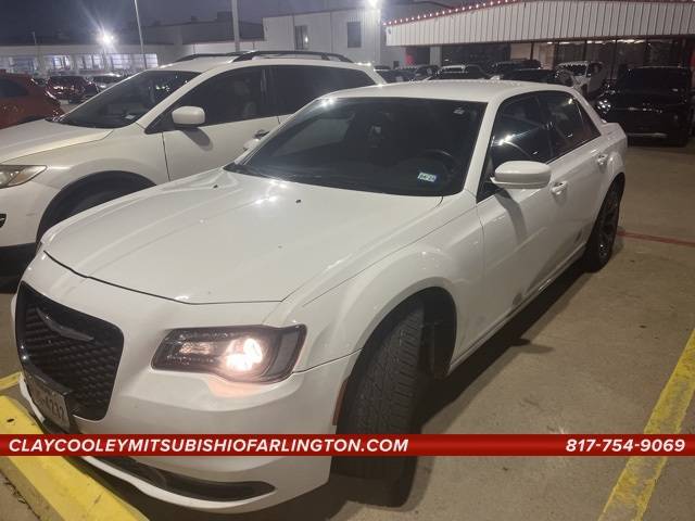 2015 Chrysler 300 300S RWD photo