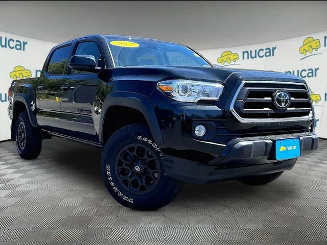 2023 Toyota Tacoma SR5 4WD photo