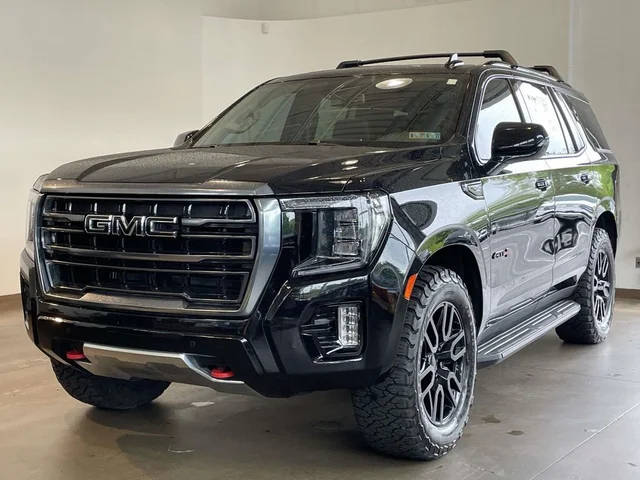 2023 GMC Yukon AT4 4WD photo