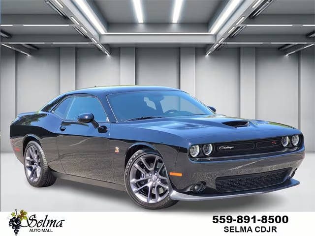 2023 Dodge Challenger R/T Scat Pack RWD photo