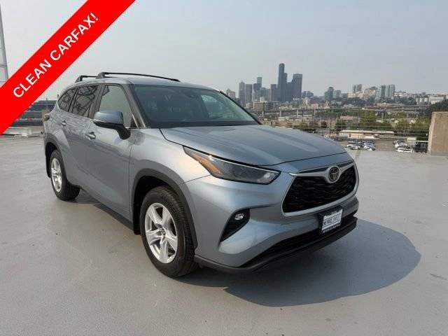 2023 Toyota Highlander LE AWD photo